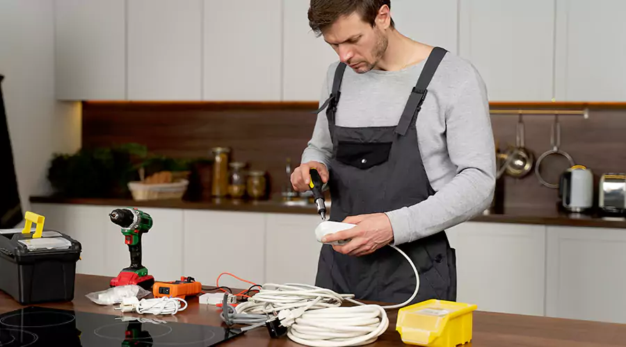 What Are the Signs of Faulty Electrical Wiring in Dubai Homes? A Complete Safety Guide